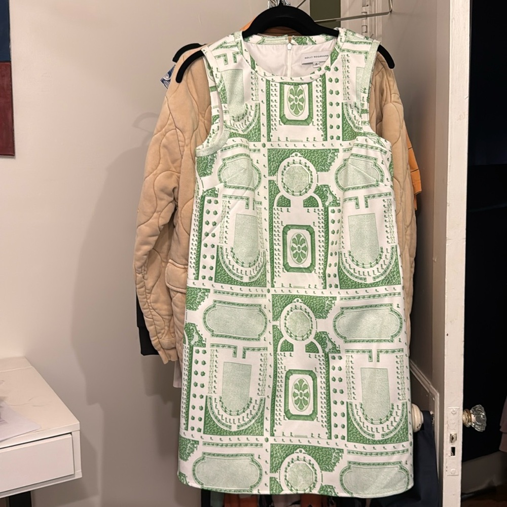 Molly Moorkamp Louise Shift Dress size 4 Trianon Floral Green and White